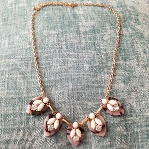 Statement necklace with tortoise shell and diamond